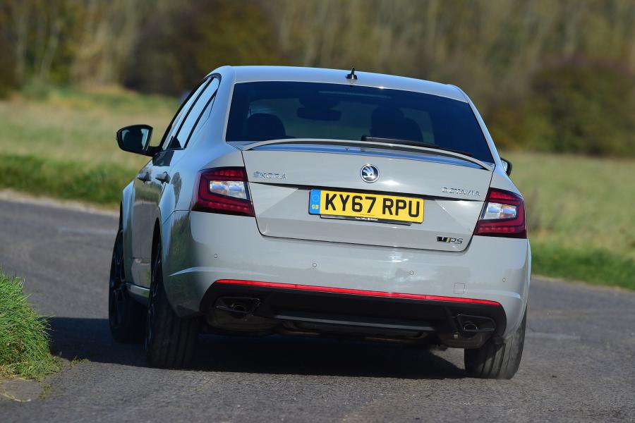  Skoda Octavia vRS 245 (5E) 2017 года  (UK) (фото 7 из 12)